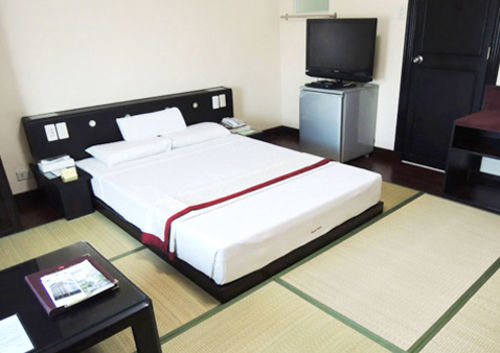 Hotel Asia Cebu Exterior photo